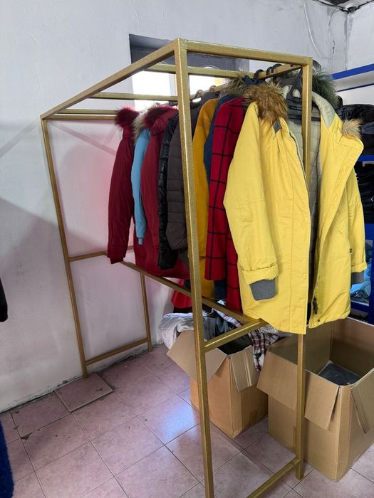 Стойки для одежды