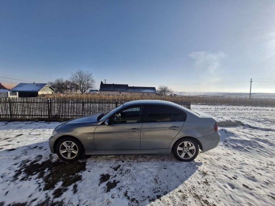 Vând BMW e90 stare buna de funcționare