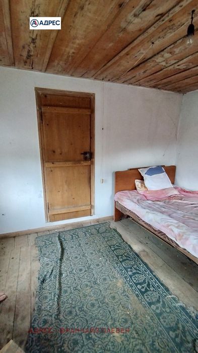 Къща в Ловеч, област-с.Горно Трапе площ 140 цена 17895