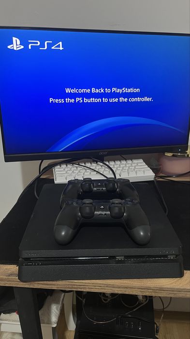 Play Station 4 slim 500gb, 2 manete originale