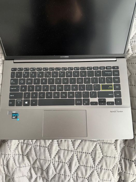 Laptop Asus VivoBook S14 I7