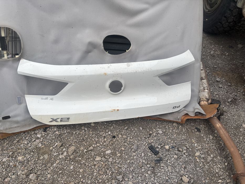 Панел за заден капак BMW X2 F39