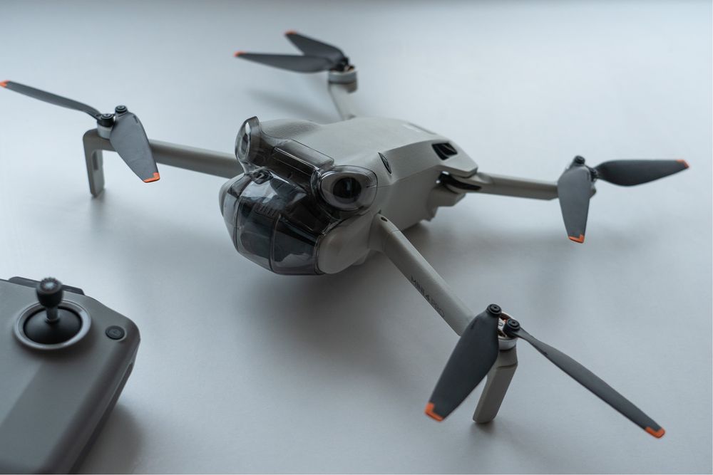 Дрон Dji mini 4 Pro