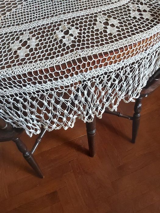 Ръчно изплетени покривки за кръгла маса  , ръчно изработени