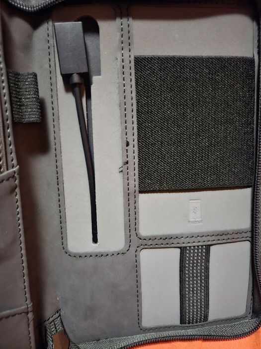 Външно зарядно - тефтер