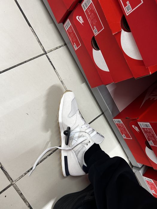 New balance crem cu alb