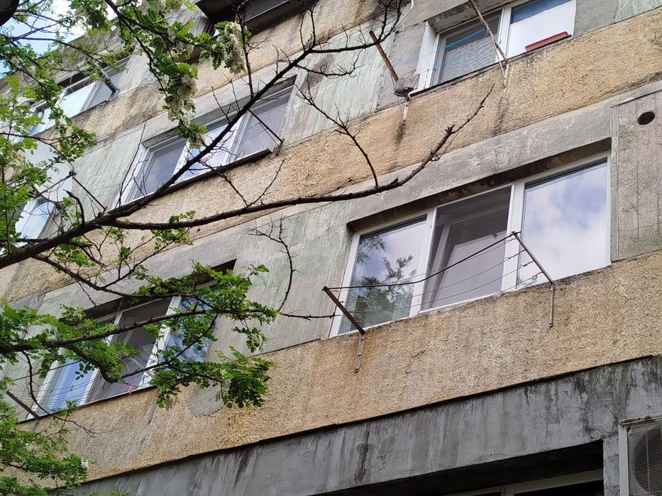 Vând apartament Calea Buziasului