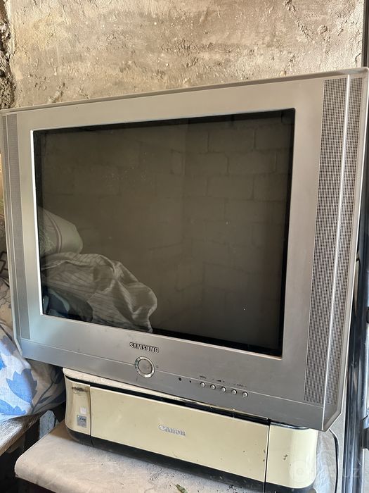 Samsung Telvizor sotiladi