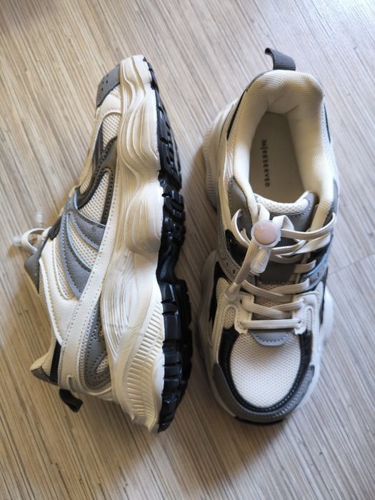 nike 32, zara 33, nike 36, reserved 36