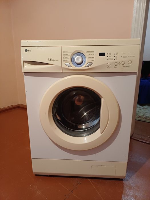 Продам стиральную машинку