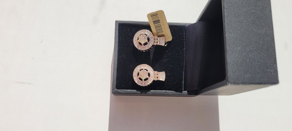 Серьги новые  6.35 гр бриллиант 0.6 карат