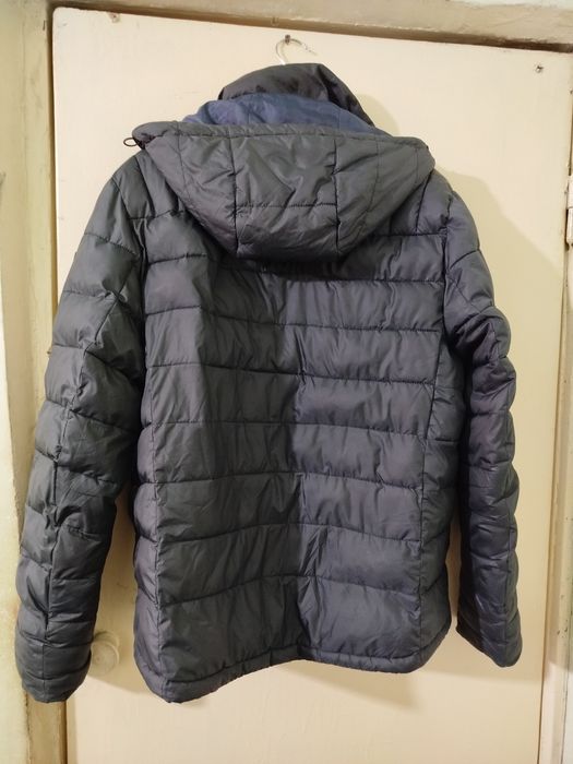 Продам пуховики.