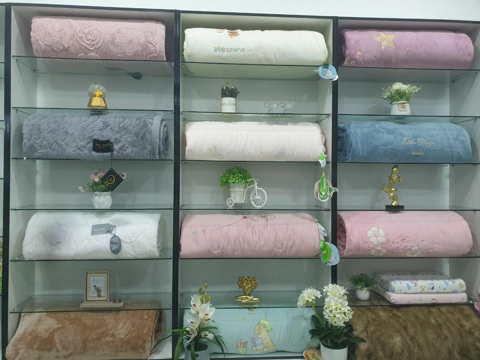 Magazin uchun Yangi mebel sotiladi sifati zor 20 kv uchun qilingan