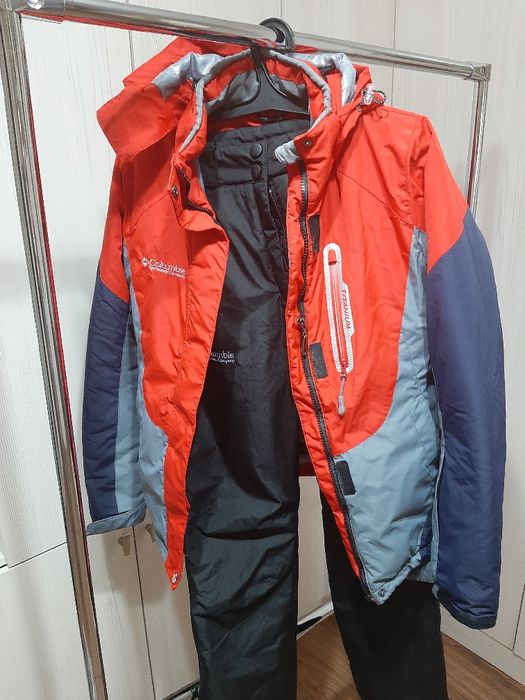 Куртки, пуховики, пальто