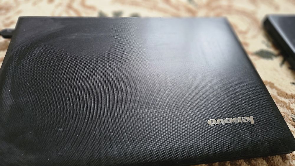 Ноутбук  б/у состояние хорошее