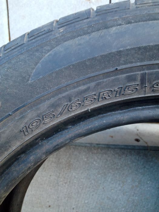 Продам шины Hankook 195:65 R 15 торг