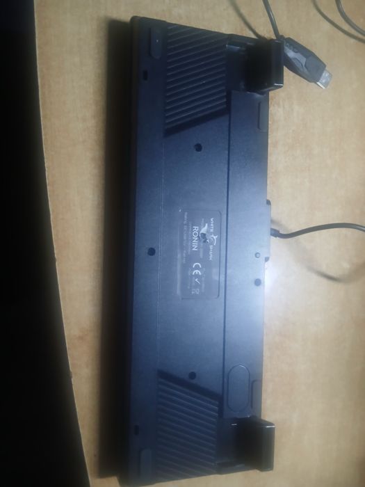 Tastatura white SHARK(pentru piese)( niște butoane defecte)