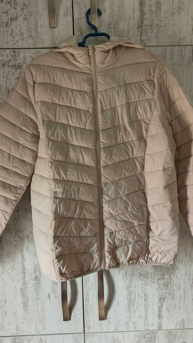 Geaca matlasată femei