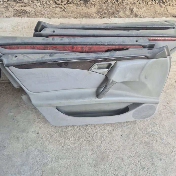 Обшивки салона мерс 210