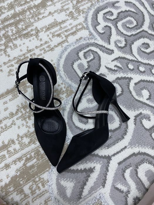 Туфли каблуки новый