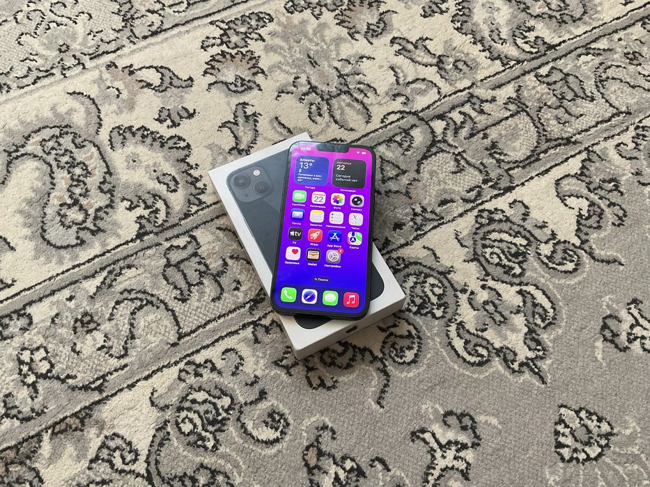 Iphone 13 в хорошем состояний