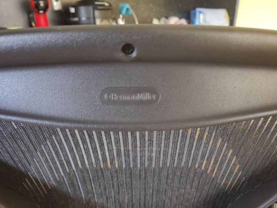 Herman Miller Aeron-(Ергономичен офис стол), размер B