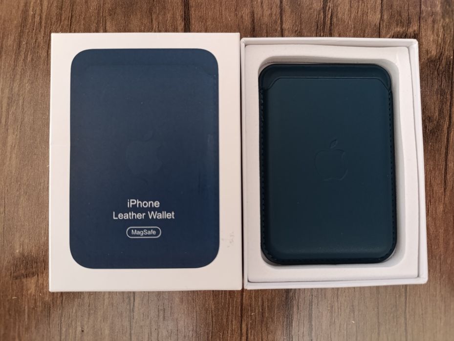 iPhone Leather Wallet (Magsafe).