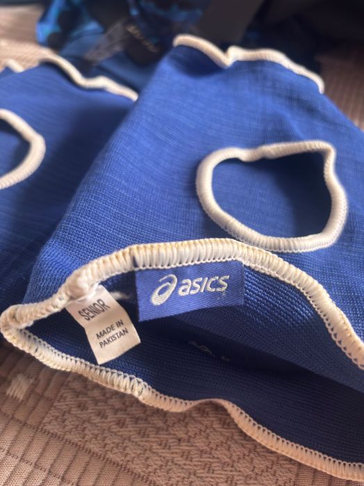 Наколенки за волейбол asics