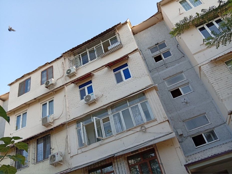 [БЕЗМАКЛЕР] 2 хонали 3 хона килинган квартира сотилади