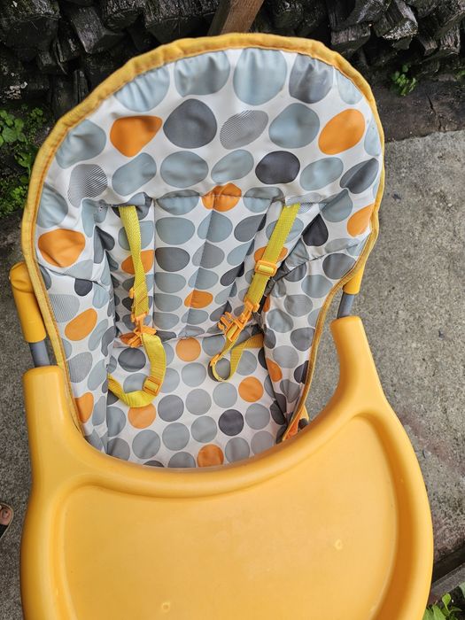 Scaun masă bebe impecabil
