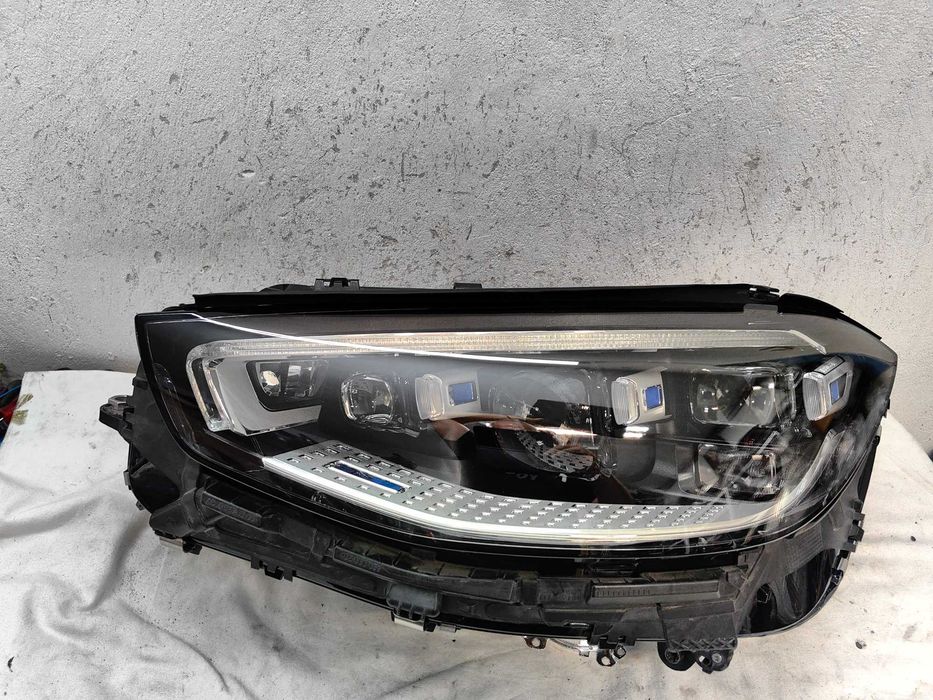 Оригинален фар Мерцедес 223  Mercedes S 223  DIGITAL LIGHT