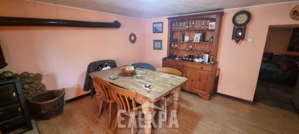 Продава се Къща в Варна, Център - 140 кв.м за 328 €/кв.м - Снимка #2