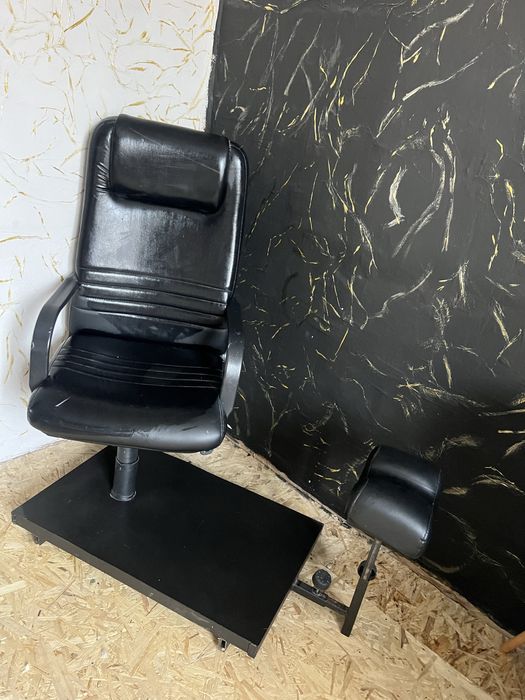 Продам. Кресло..