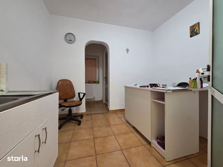Apartament 4 Camere Ideal Cabinet/Birou sau Locuință
