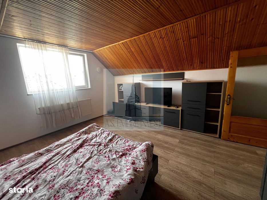 Casa /Villa 3 camere mobilata/utilata - zona Centrul Civic