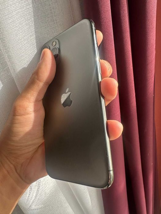 Iphone 11 Pro 64 Gb baterie 88 %  Liber de retea Impecabil