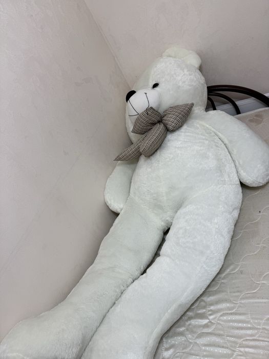 Продам плюшевого мишку