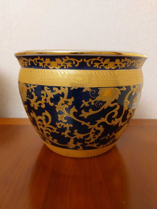 Jardiniera impozanta decor cobalt auriu