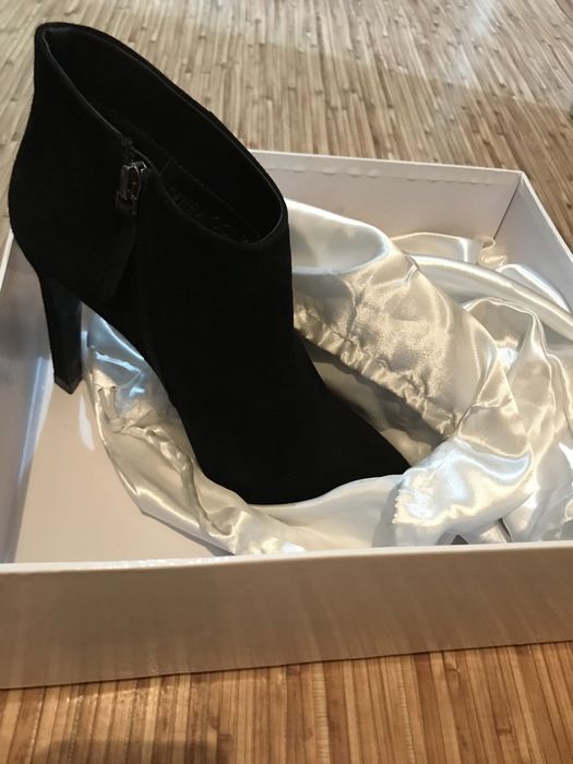 Ботильоны замшевые 38 размер