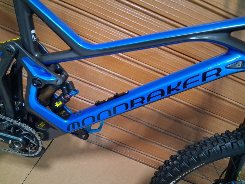 Планински  карбонов велосипед МОNDRAKER  DUNE xr27.5(L) full KASHIMA