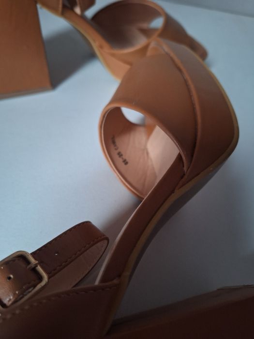 Дамски обувки официални