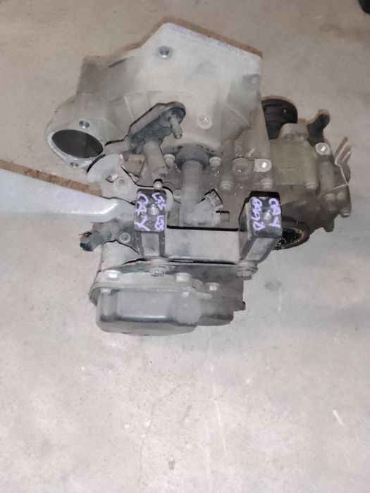 cutie de  viteze in 5 trepte skoda rapid 1.6 motorina 2015