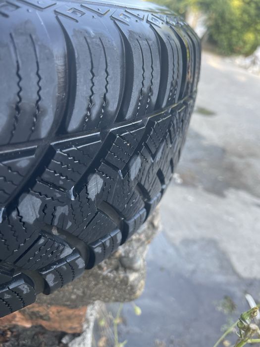 Комплект гуми Maxxis джанти тасове и болтове 195/65R15 4х108 65.1мм