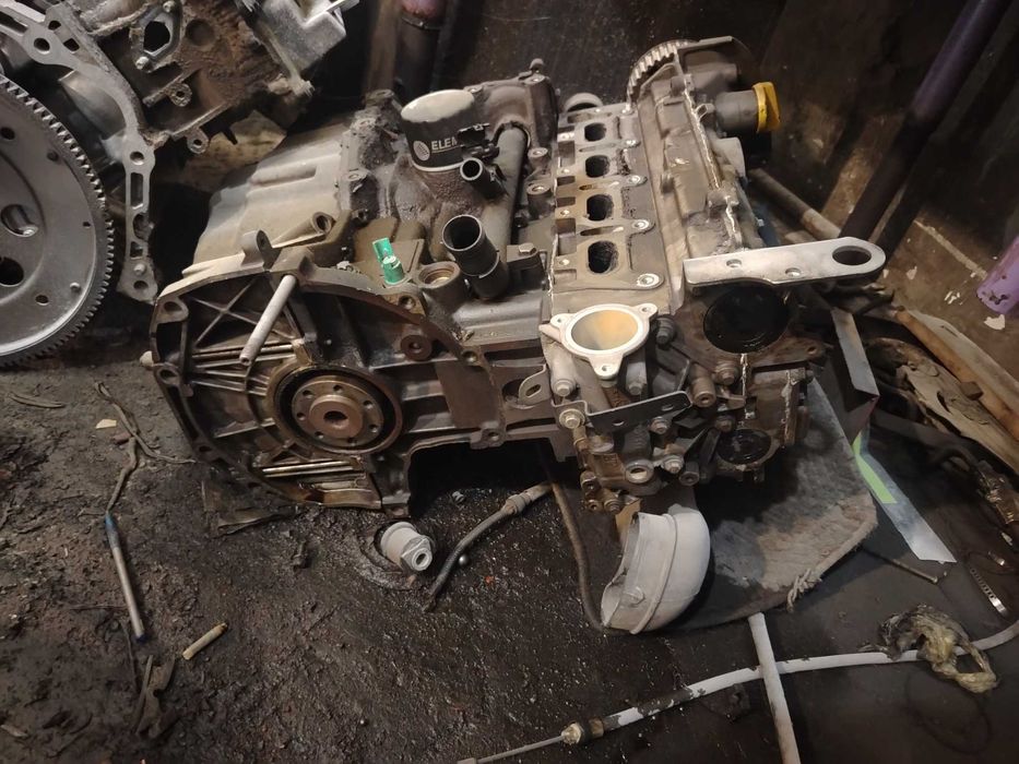 Продам Двигатель K4M