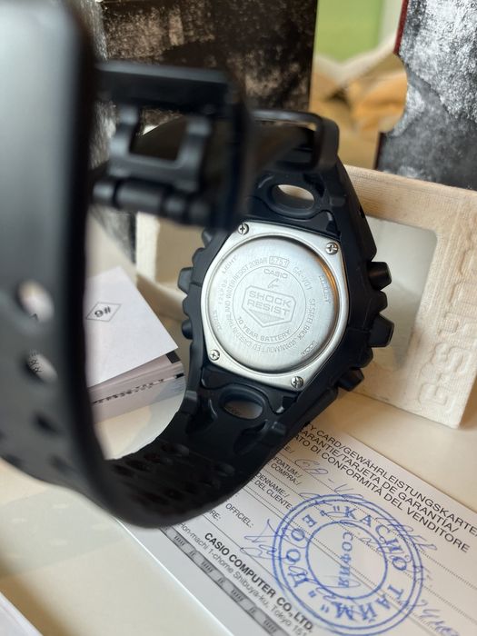 Продавам часовник G-SHOCK