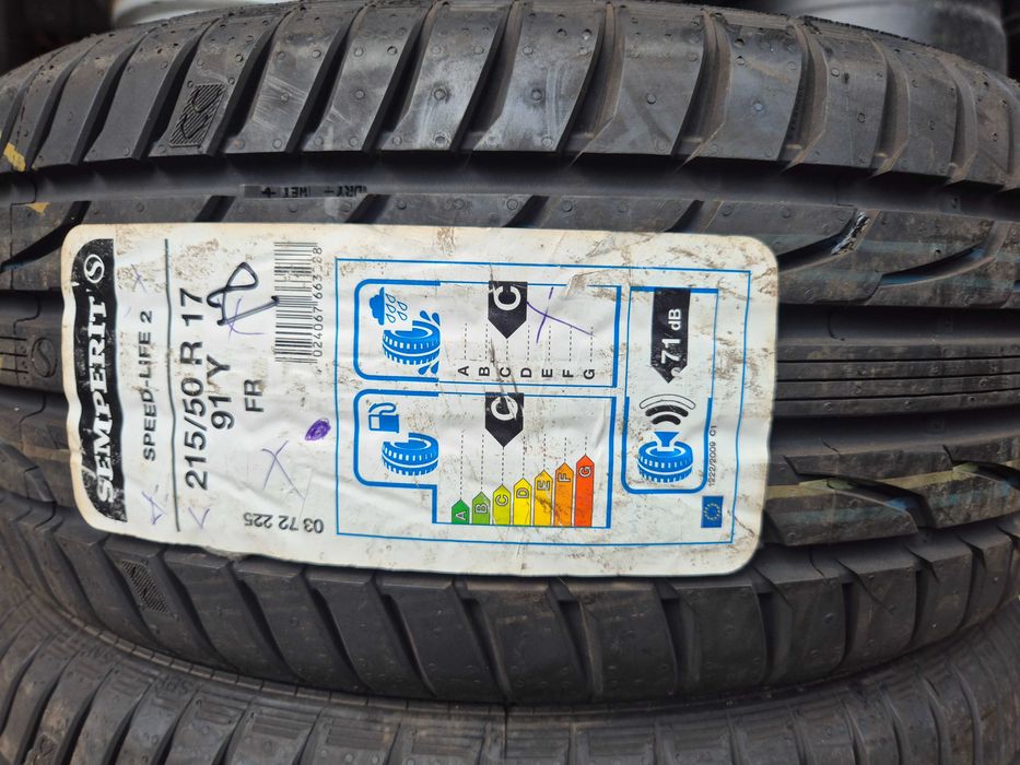 2 Anvelope de VARA - 215/50/17 91Y FR - SEMPERIT - NOU - DOT 2018 !