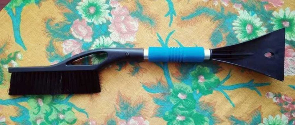 Стъргалка за лед MICHELIN 22 см. или Четка за сняг 60см. Нови.