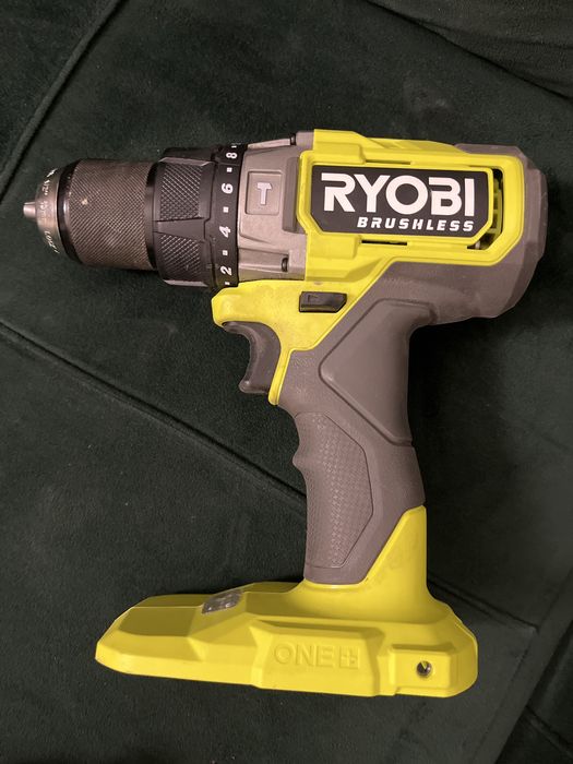 Ryobi Masina de gaurit cu percutir RPD18BL2 Pentru piese!