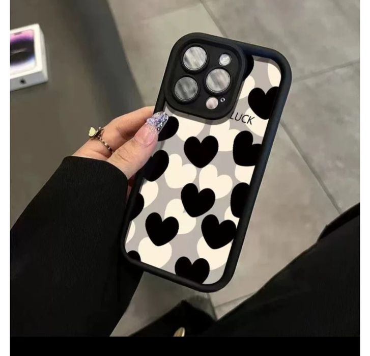 Чехлы новые на айфоны