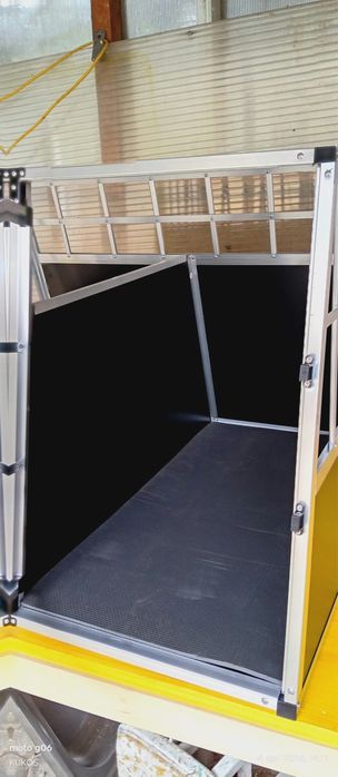 cușcă dubla transport câini talie medie. 650 lei